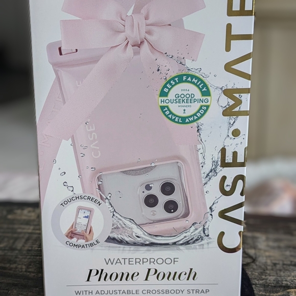 Case-Mate Light Pink Waterproof Phone Pouch - Picture 1 of 1